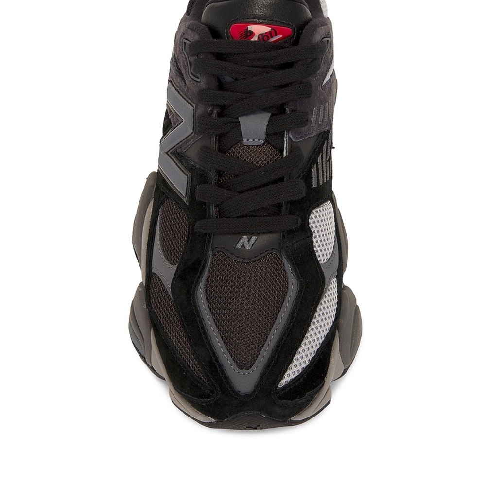 New Balance Men's Black and Gray Sneakers - Picture 2 of 5